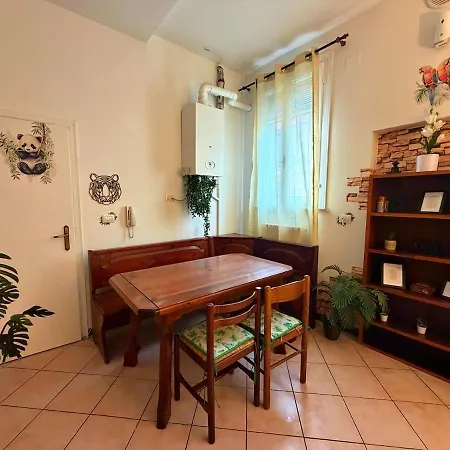 Casita-viví By Bike, In The Heart Of The Ferrara
